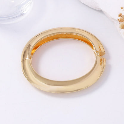 Upea Rannekoru päivittäiseen käyttöön