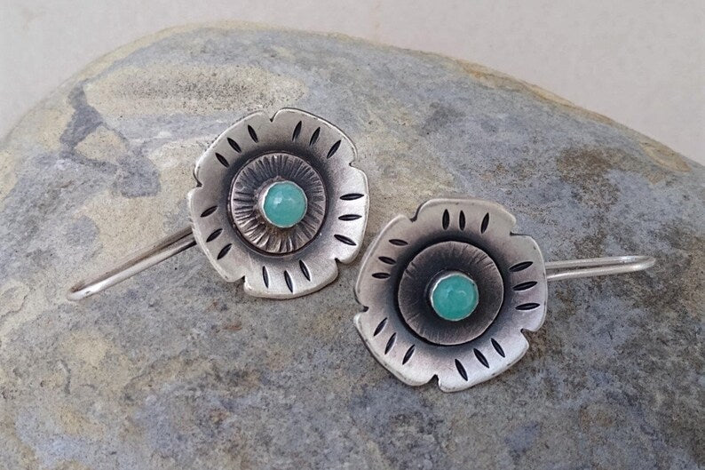 Elegantti Kulta Korvarengas jokaiseen tilaisuuteen