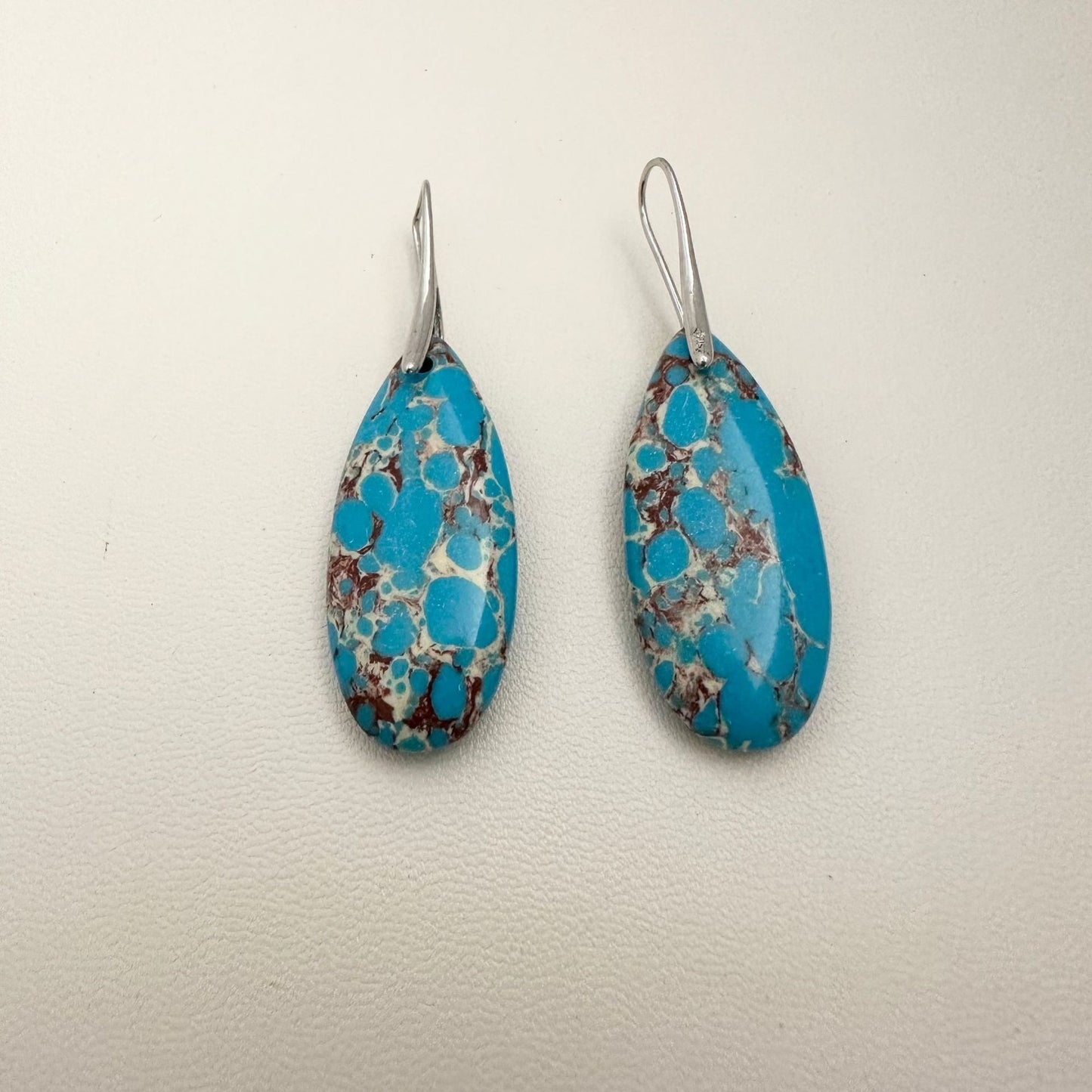 Käsintehty vintage Korvarengas