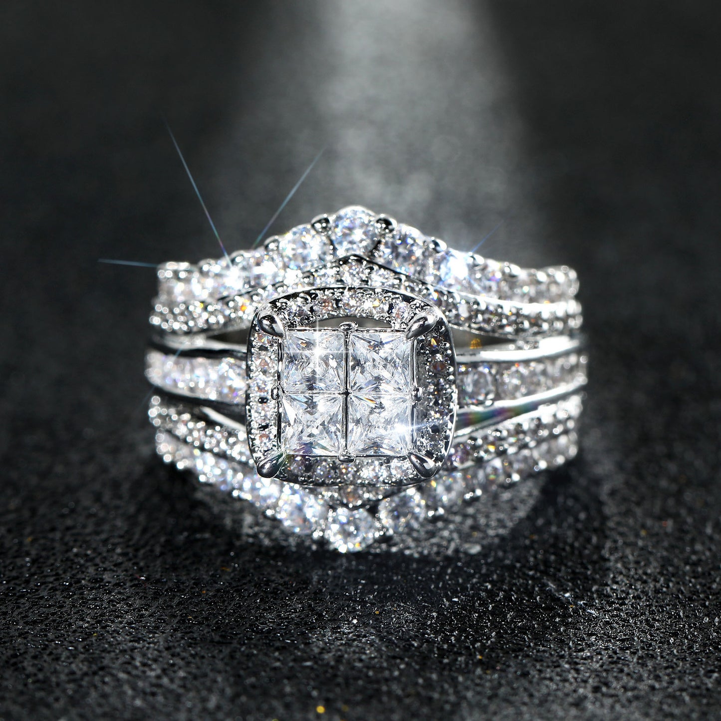 Klassinen Koru ajattomalla viehätyksellä