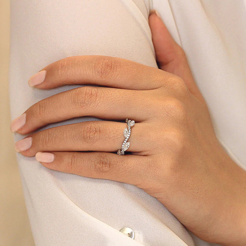 Elegantti Sormus jokaiseen tilaisuuteen