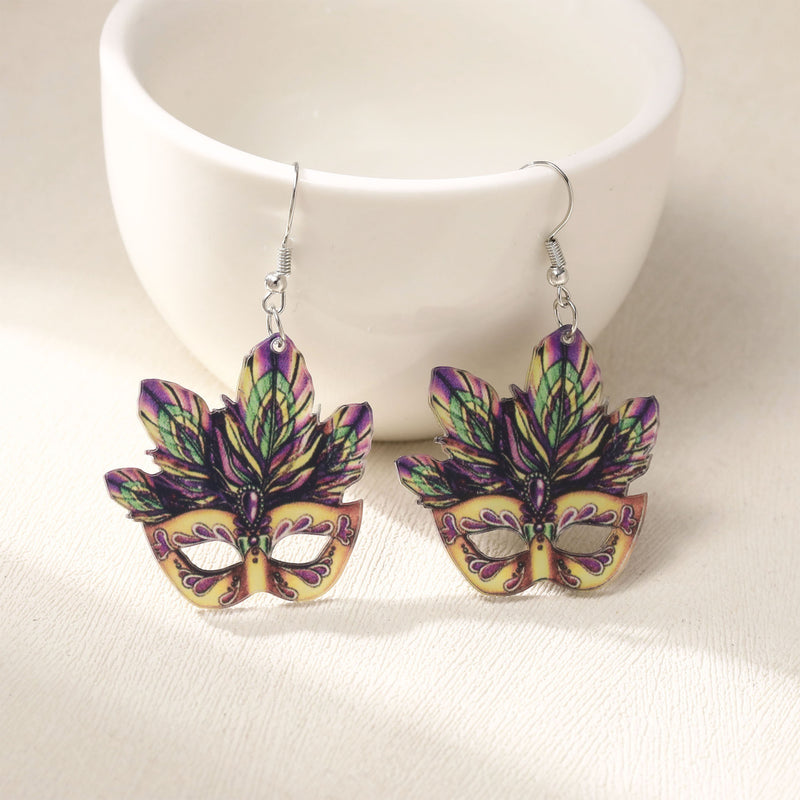 Kaunis Korvarengas ainutlaatuisella tyylillä