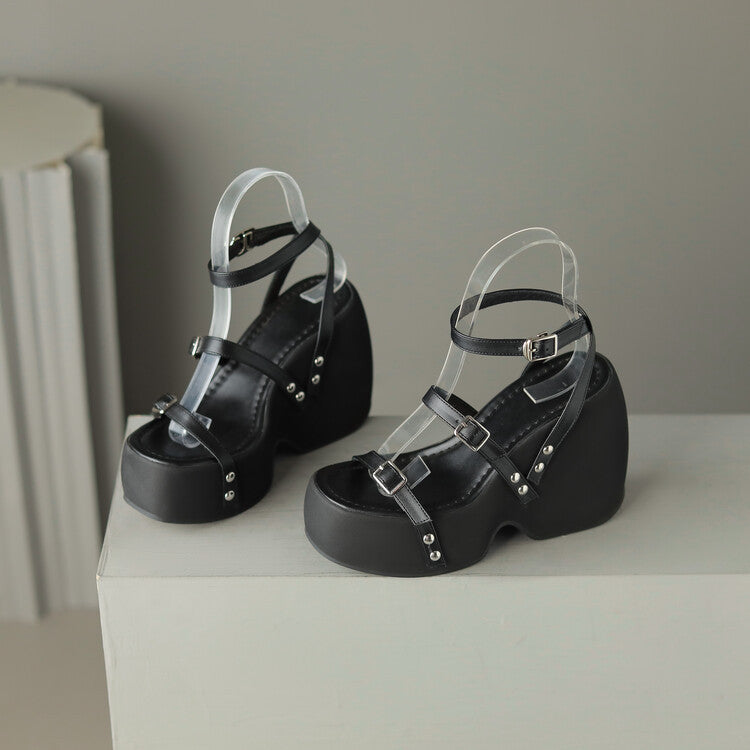 Vintage-henkiset Ortopediset Sandaalit