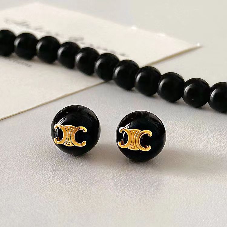 Romanttinen Korvarengas erityisiin hetkiin