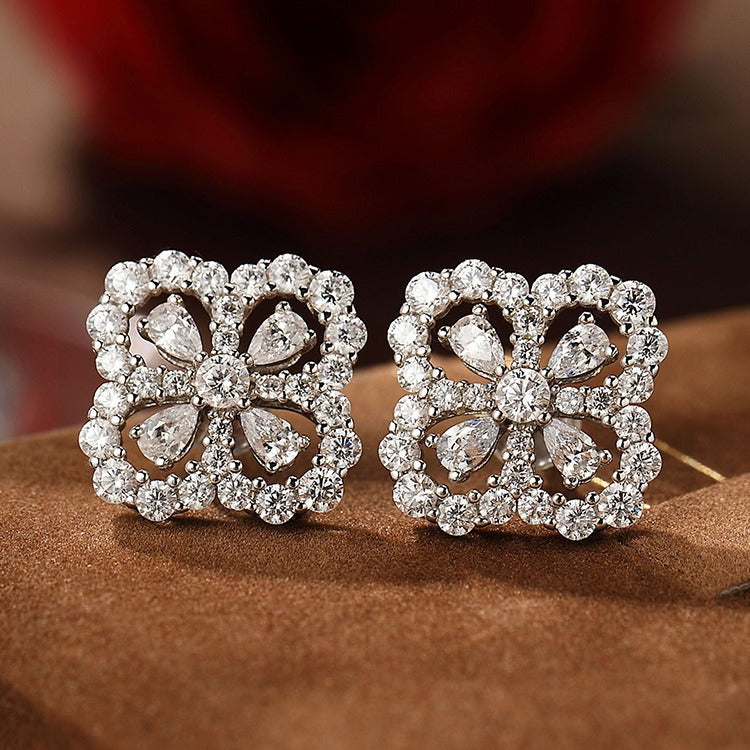 Hurmaava Korvarengas jokaiseen tilaisuuteen