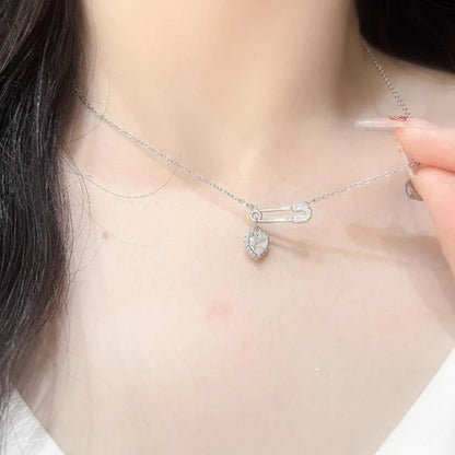 Käsintehty vintage Kaulakoru