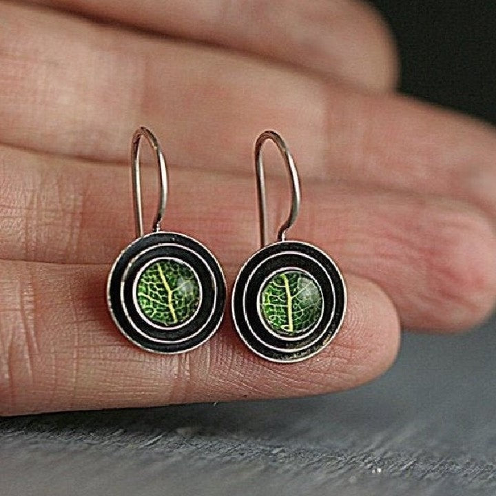 Kaunis Sormus ainutlaatuisella tyylillä