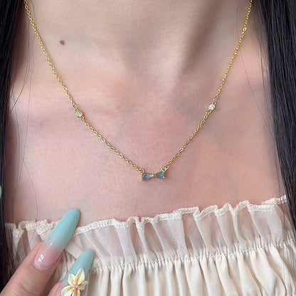 Klassinen Kaulakoru ajattomalla viehätyksellä