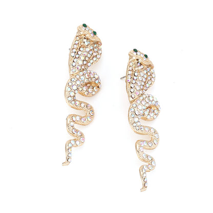 Kaunis Korvarengas ainutlaatuisella tyylillä