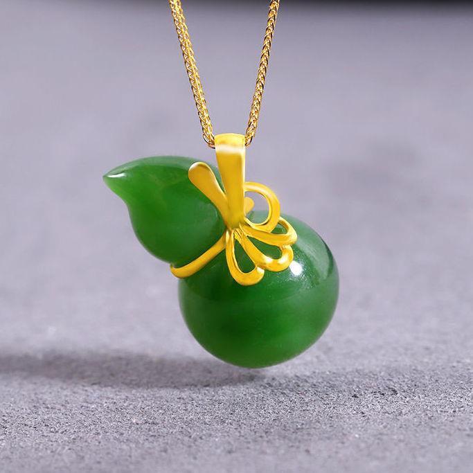 Hurmaava Kulta Kaulakoru jokaiseen tilaisuuteen