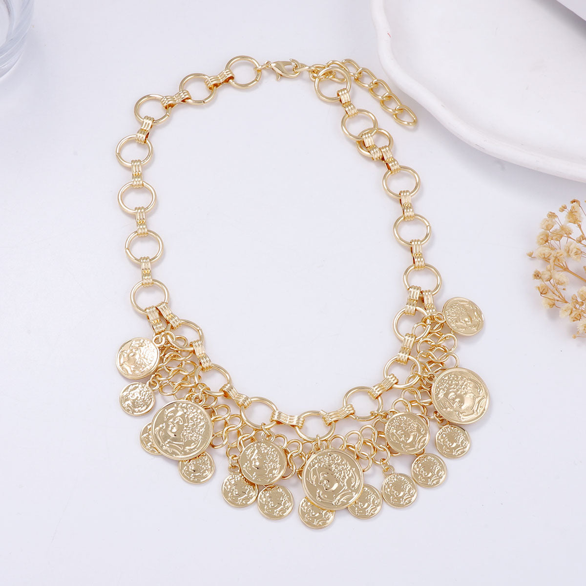 Upea Kaulakoru päivittäiseen käyttöön