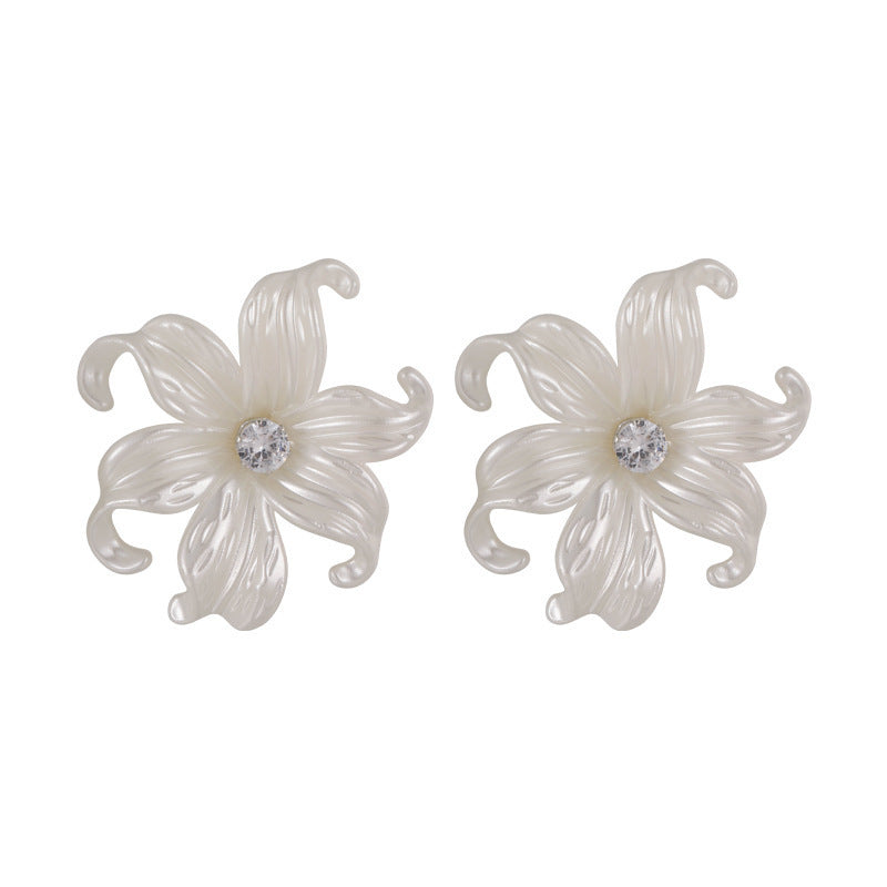 Romanttinen Korvarengas erityisiin hetkiin