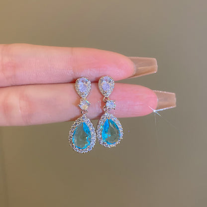 Elegantti Korvarengas jokaiseen tilaisuuteen