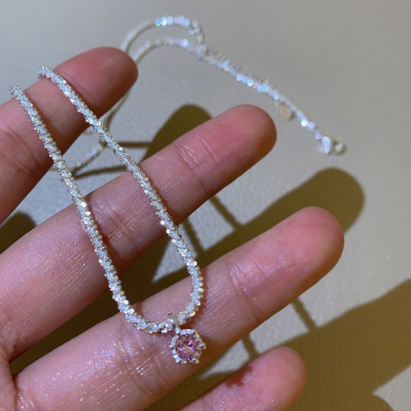 Hurmaava Kaulakoru jokaiseen tilaisuuteen