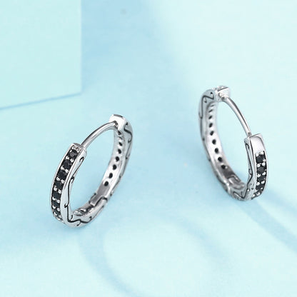 Hurmaava Korvarengas jokaiseen tilaisuuteen