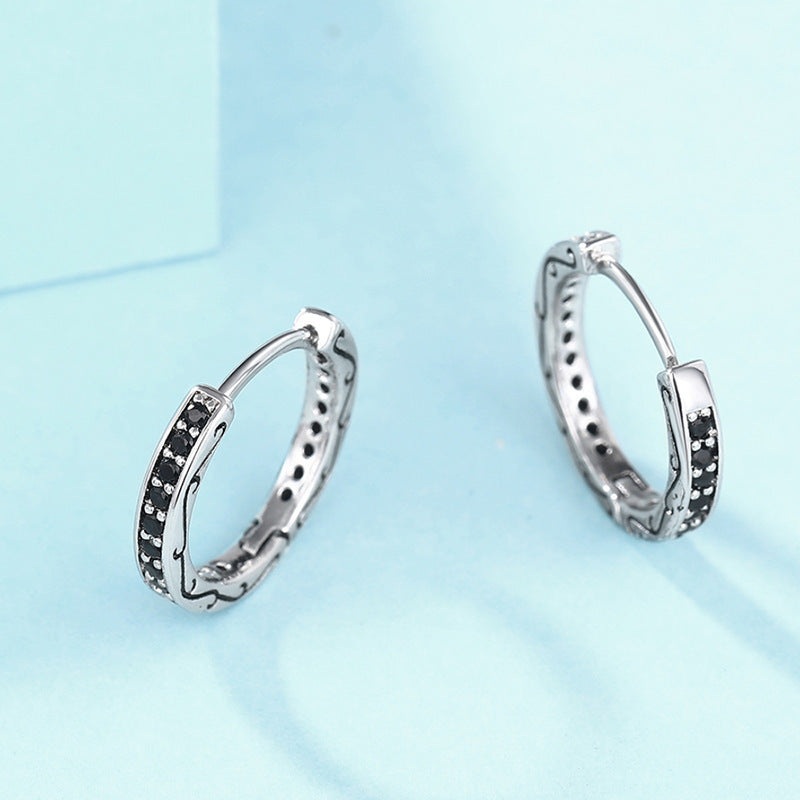 Hurmaava Korvarengas jokaiseen tilaisuuteen