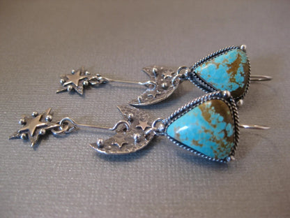 Käsintehty vintage Korvarengas