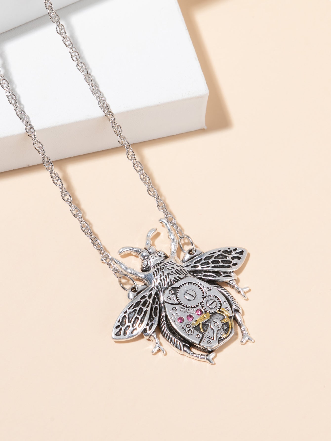 Käsintehty vintage Koru