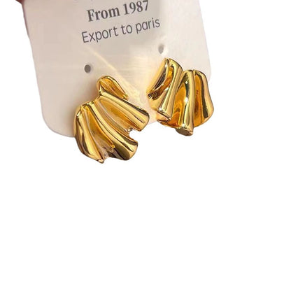 Klassinen Korvarengas ajattomalla viehätyksellä