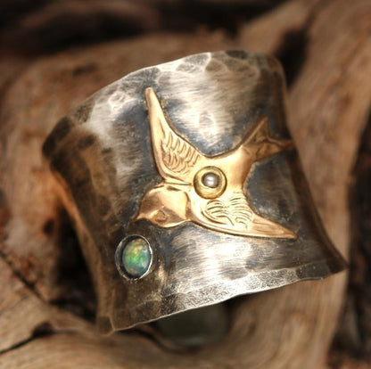 Elegantti Sormus jokaiseen tilaisuuteen