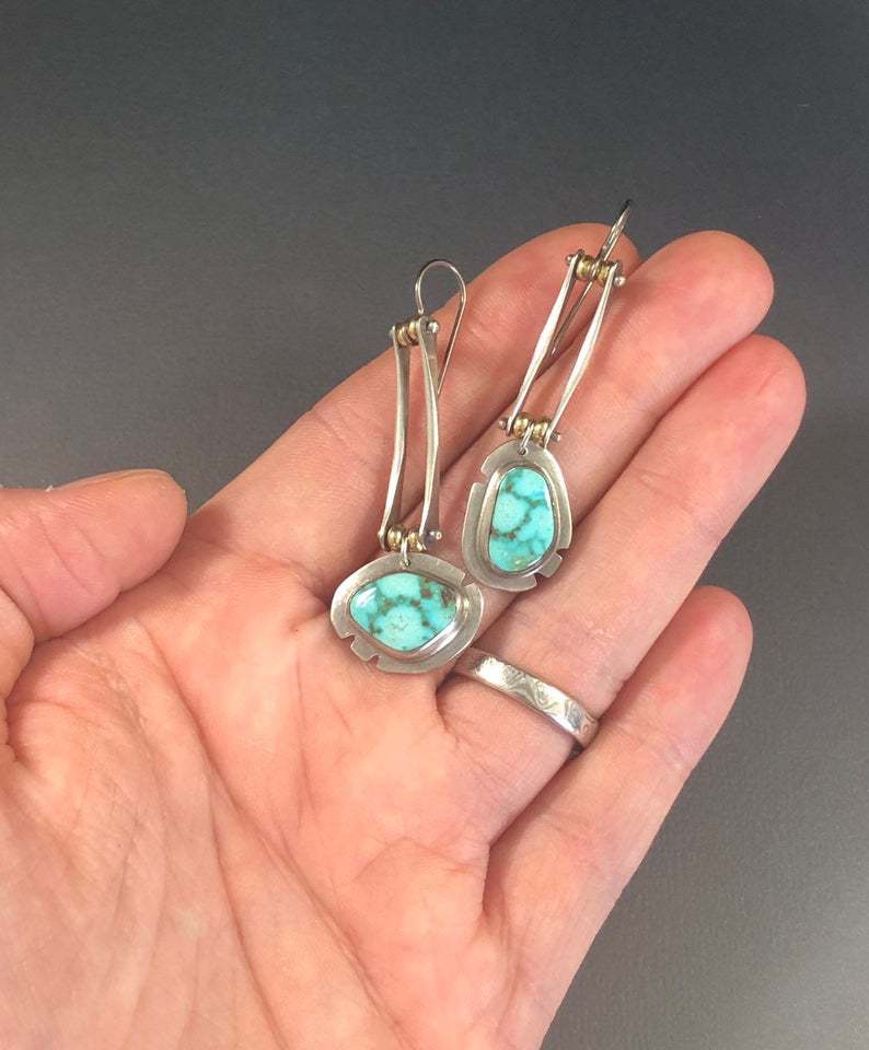 Hurmaava Korvarengas jokaiseen tilaisuuteen