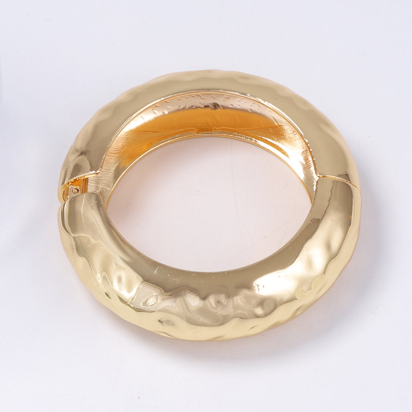 Kaunis Rannekoru ainutlaatuisella tyylillä