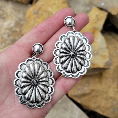 Kaunis Sormus ainutlaatuisella tyylillä