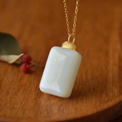 Upea Hopea Riipus päivittäiseen käyttöön