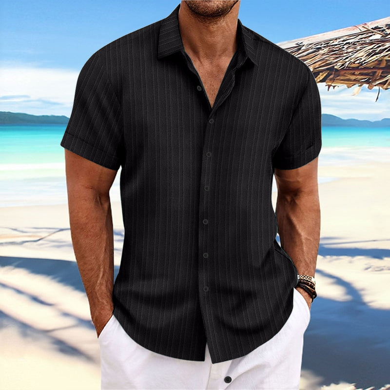 Well Tailored Shirt with a Graceful Silhouette