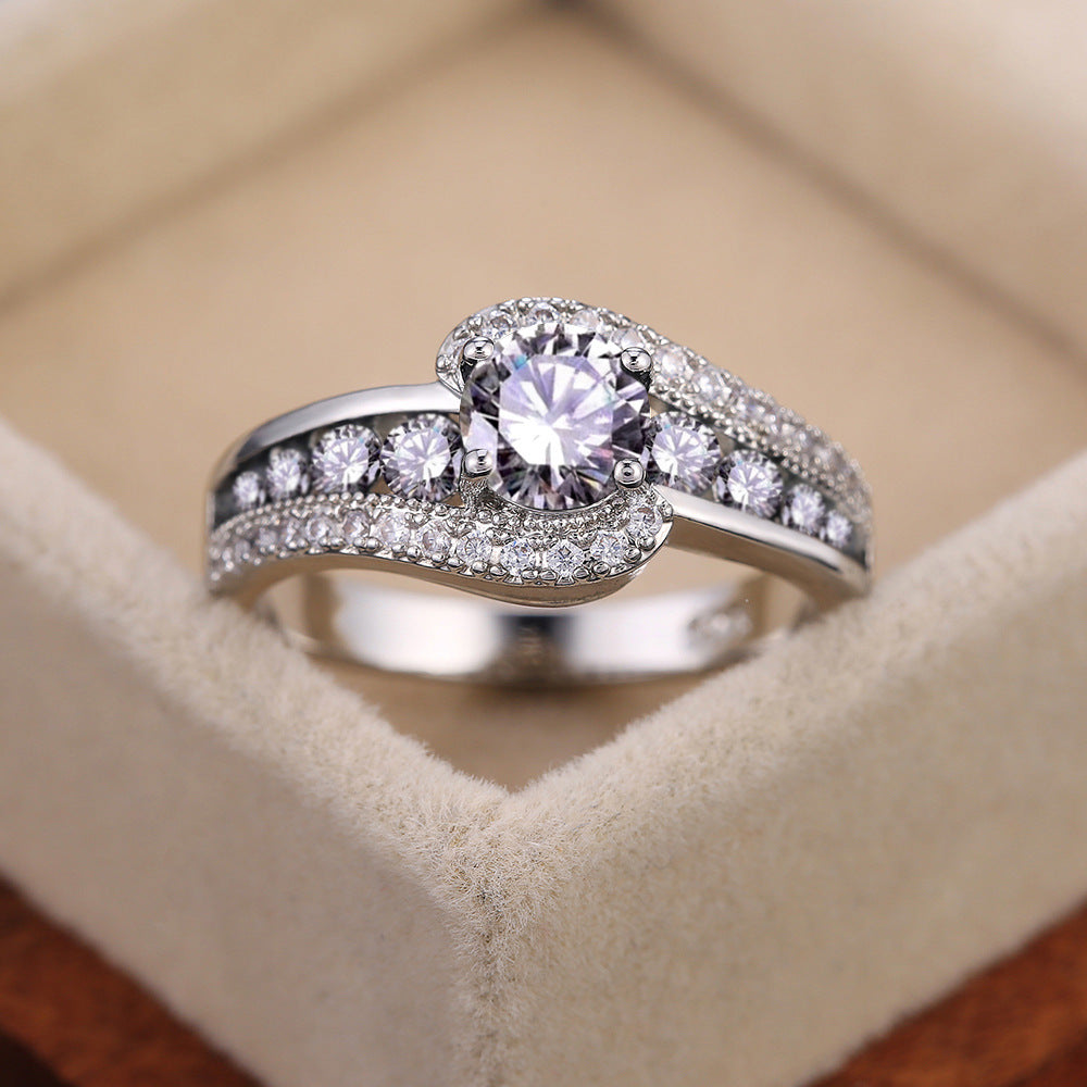 Kaunis Sormus ainutlaatuisella tyylillä