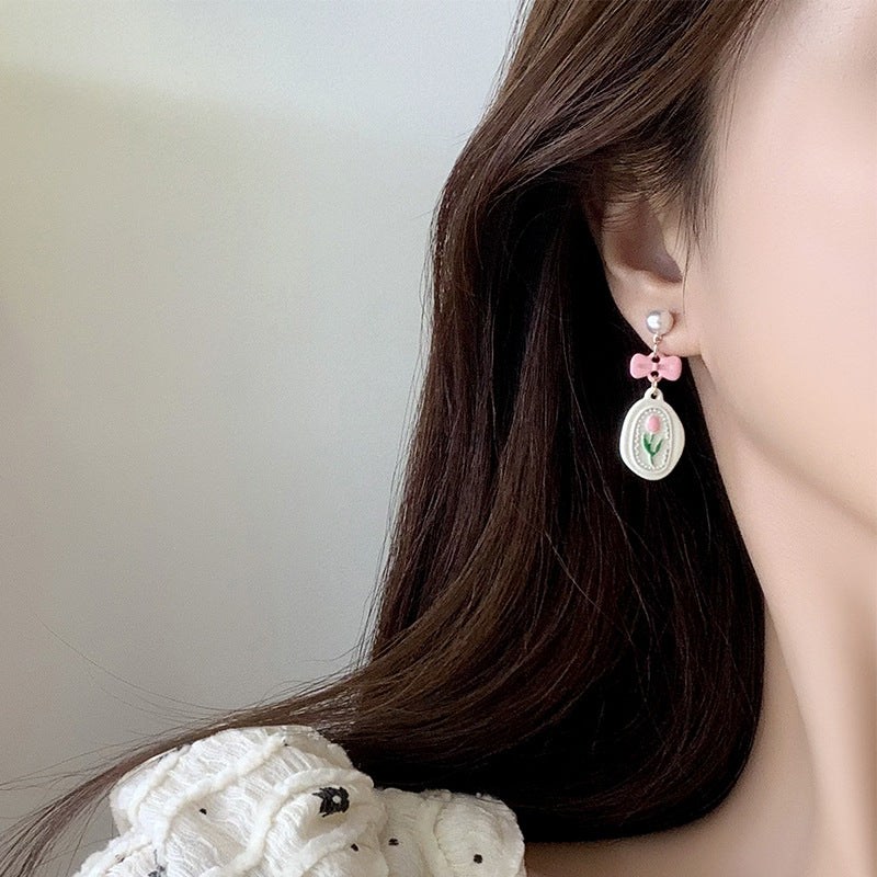 Hurmaava Helmi Korvarengas jokaiseen tilaisuuteen