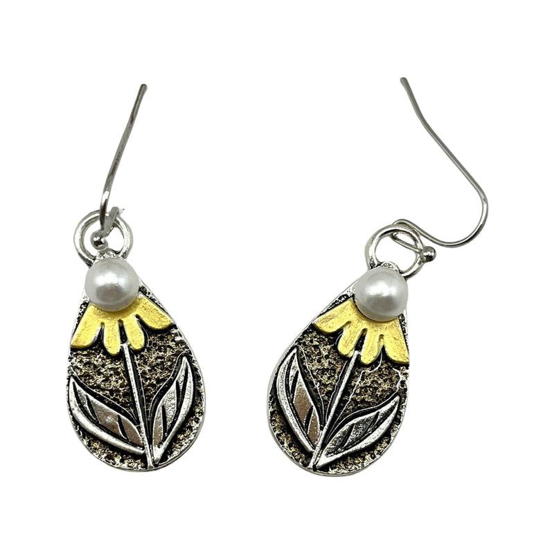 Klassinen Helmi Korvarengas ajattomalla viehätyksellä