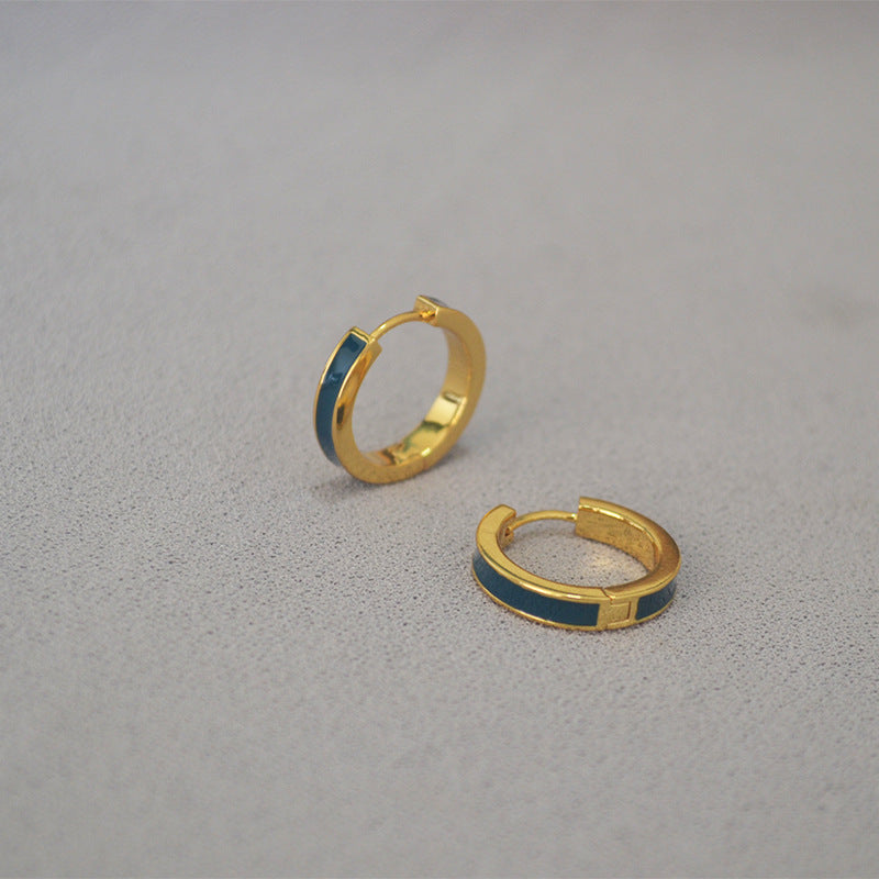 Klassinen Kulta Korvarengas ajattomalla viehätyksellä