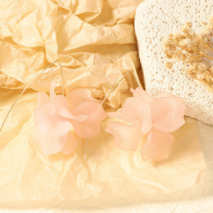 Elegantti Koru jokaiseen tilaisuuteen