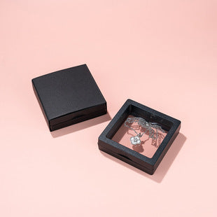 Herkkä käsityö Koru