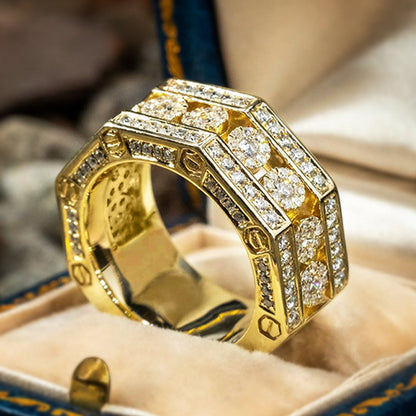 Romanttinen Sormus erityisiin hetkiin