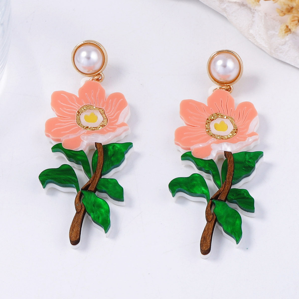 Herkkä käsityö Helmi Korvarengas