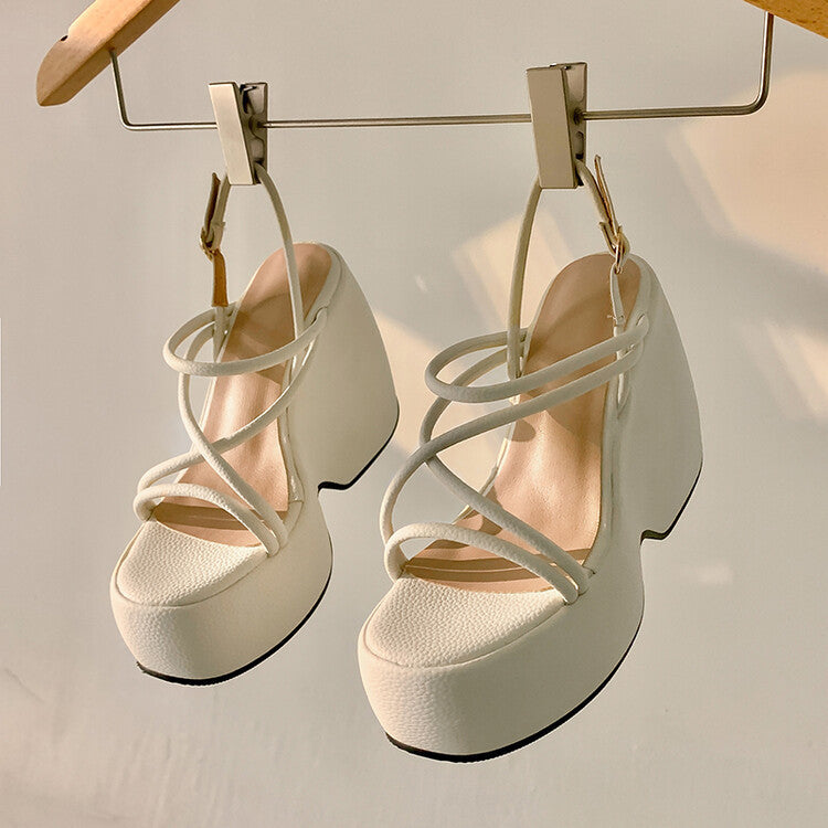 Sulavalinaiset Ortopediset Sandaalit Moderniin Tyyliin