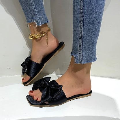 Klassiset Ortopediset Sandaalit Ajattomalla Tyylillä