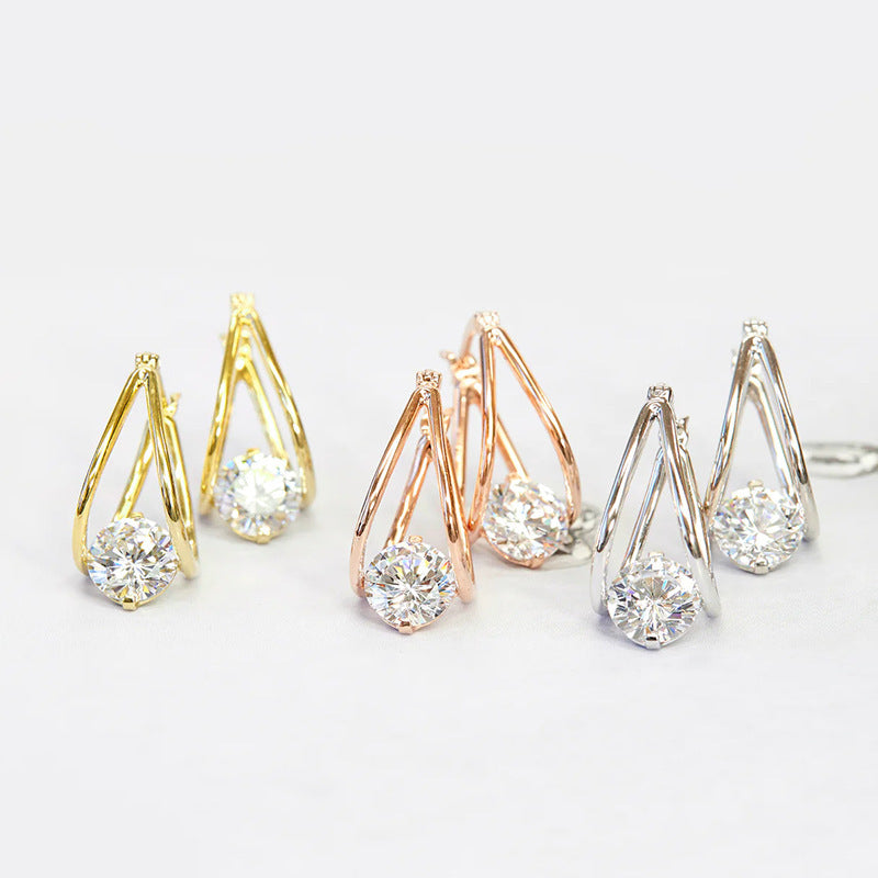 Kaunis Korvarengas ainutlaatuisella tyylillä