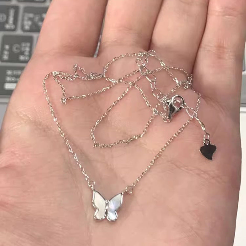 Romanttinen Kaulakoru erityisiin hetkiin