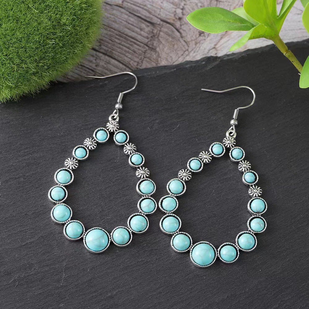 Käsintehty vintage Korvarengas