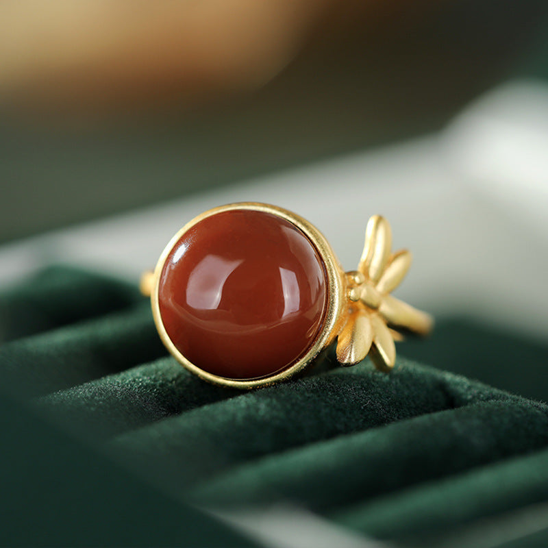 Kaunis Hopea Sormus ainutlaatuisella tyylillä