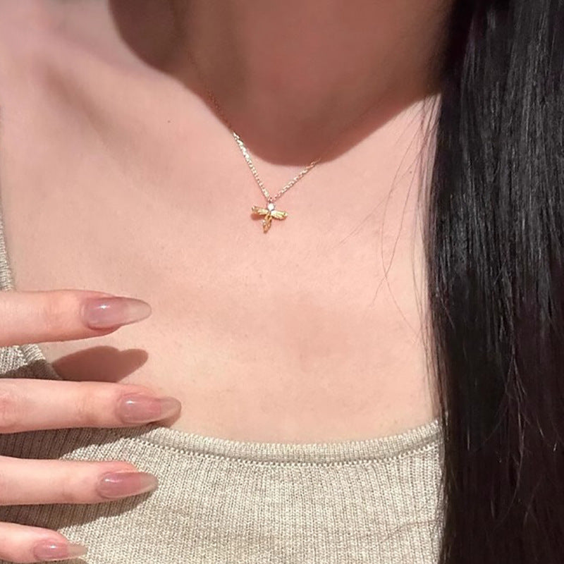 Hurmaava Koru jokaiseen tilaisuuteen