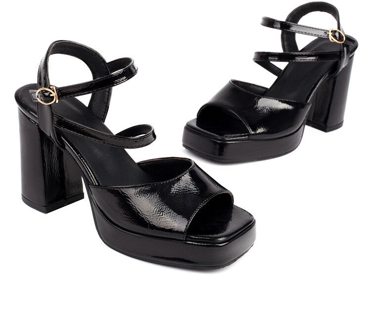 Klassiset Ortopediset Sandaalit Ajattomalla Tyylillä