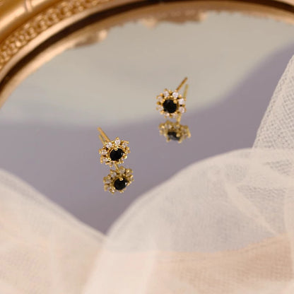 Elegantti Korvarengas jokaiseen tilaisuuteen