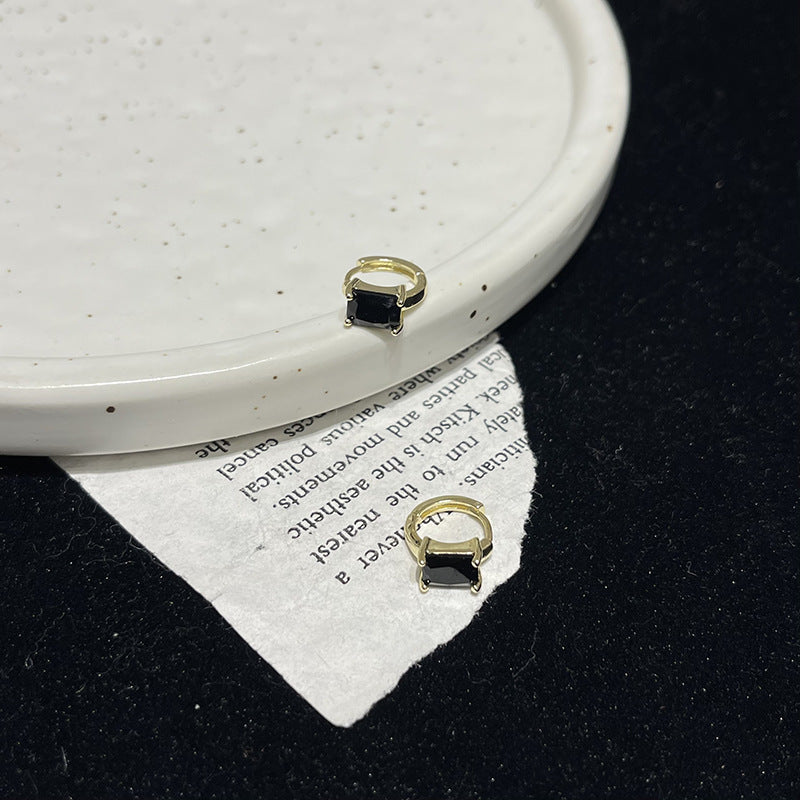 Herkkä käsityö Korvarengas