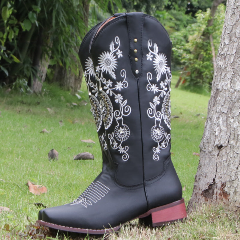 Tyylikkäät Ortopediset Saappaat Ainutlaatuisella Muotoilulla