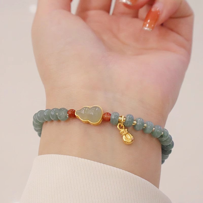 Käsintehty vintage Rannekoru