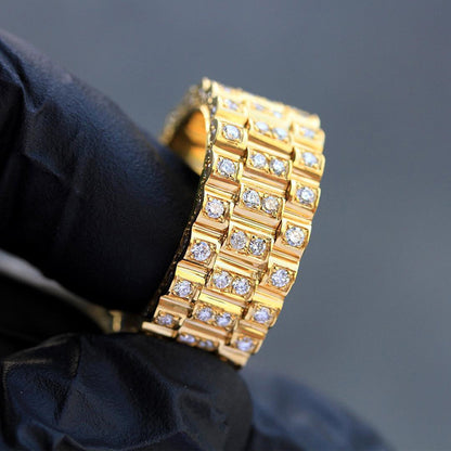 Romanttinen Sormus erityisiin hetkiin